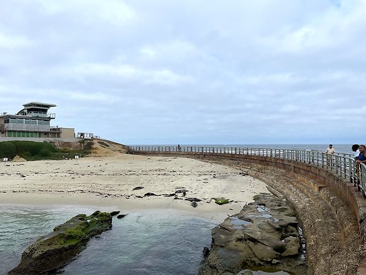 IMG-075