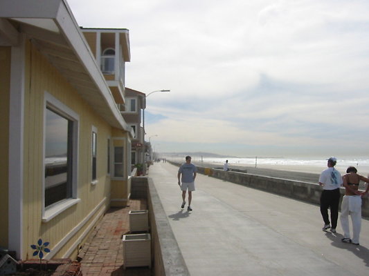 Pacific Beach - Boardwalk 01-72