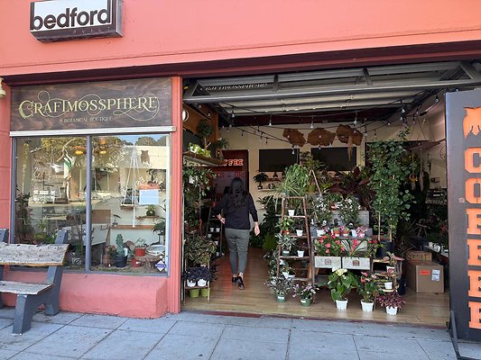 Flower Shop - Craftmosphere - Little Italy