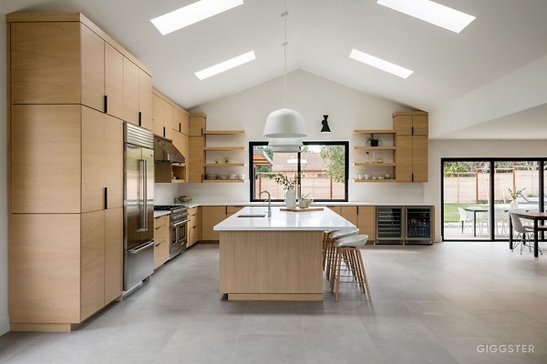stunning-modern-farmhouse-in-encinitas-07
