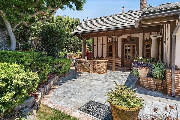 historic-french-estate-06