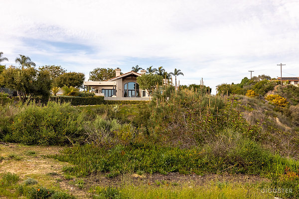 rancho-del-mar-coastal-contemporary-view-home-04