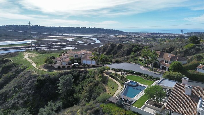 rancho-del-mar-coastal-contemporary-view-home-02