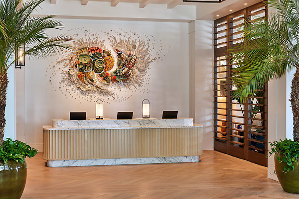 SANDO-Front-Desk-Art