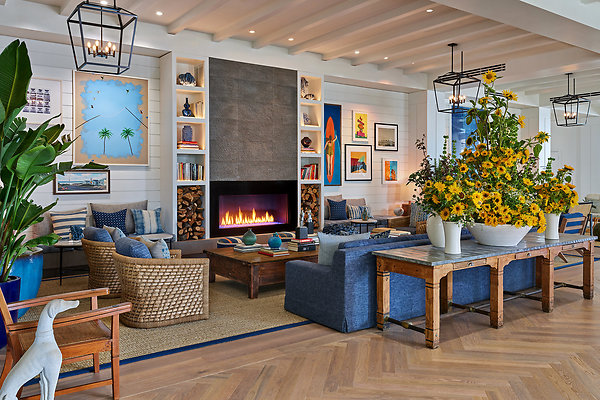 SANDO-Lobby-Fireplace