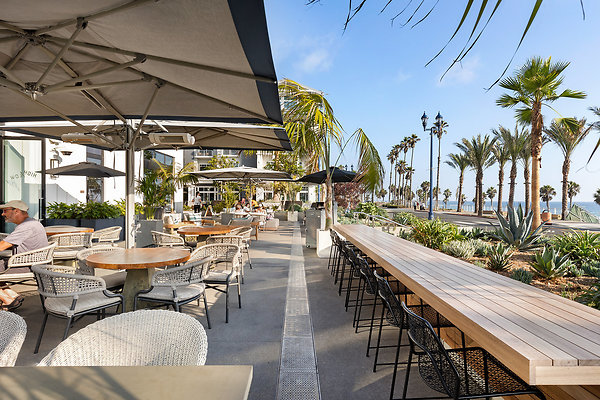 HighLow-Patio - Aim Media Group